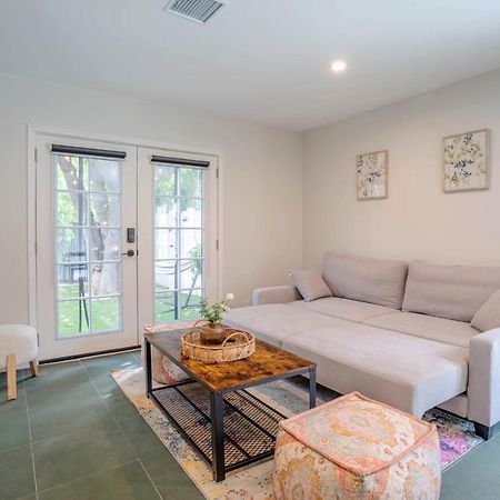 Serene 1 Bed Guest House With Patio Sleeps 6 Los Angeles Dış mekan fotoğraf